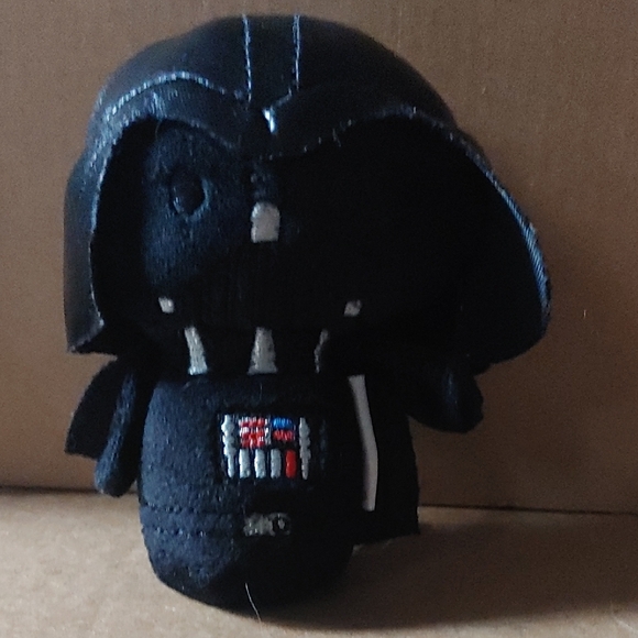 itty bitty darth vader - Picture 2 of 3
